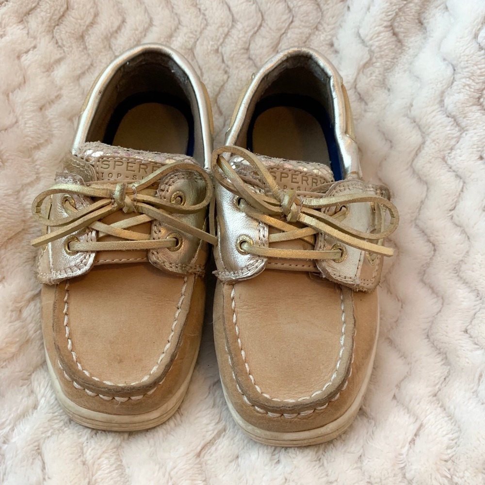 Sperry bluefish